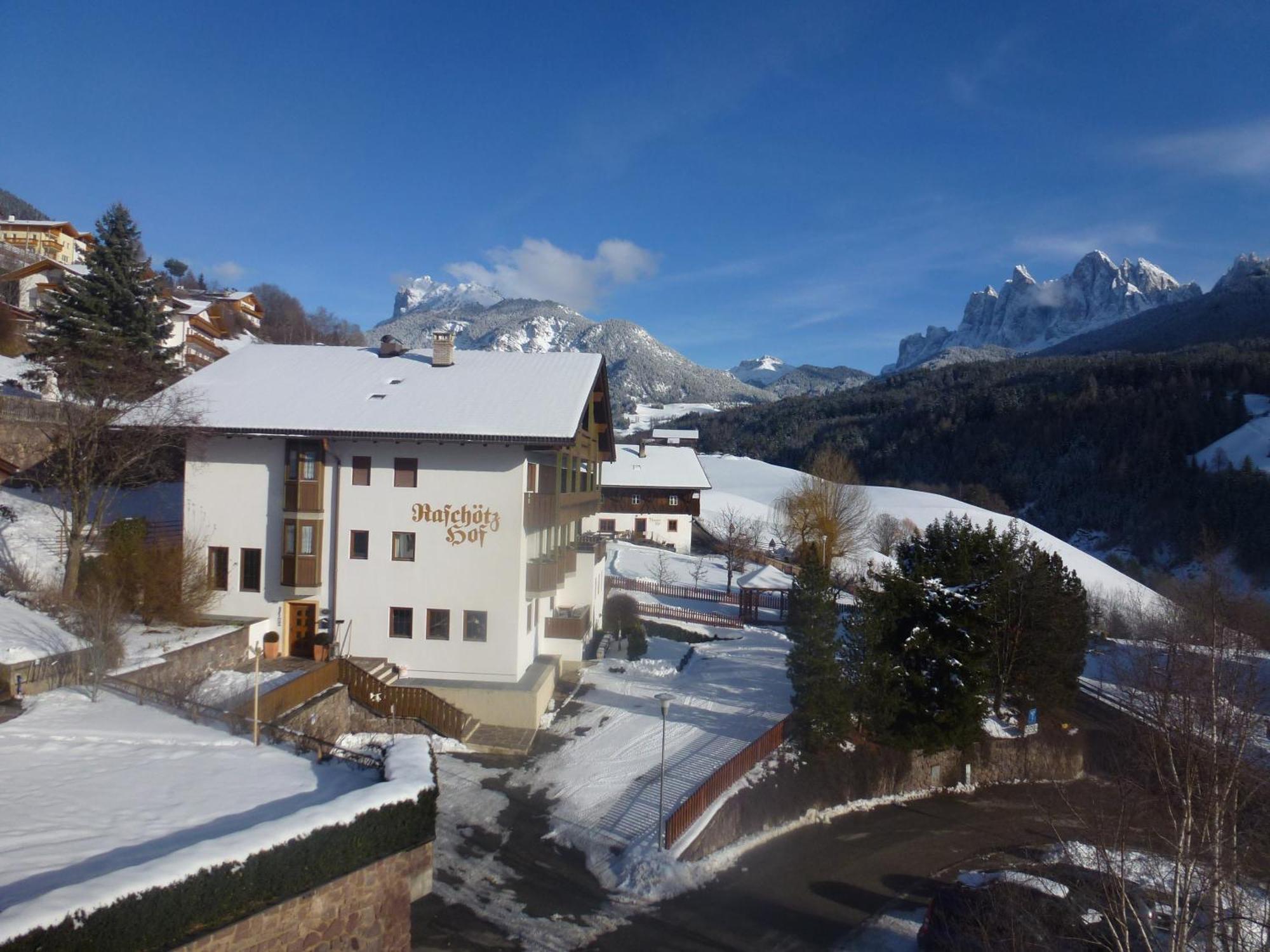 Raschoetzhof Funes  Kültér fotó